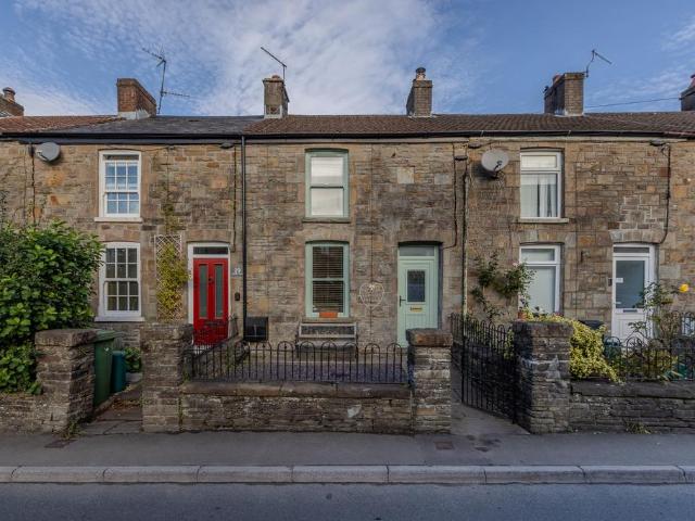 House for sale in Llantwit Fardre, Efail Isaf