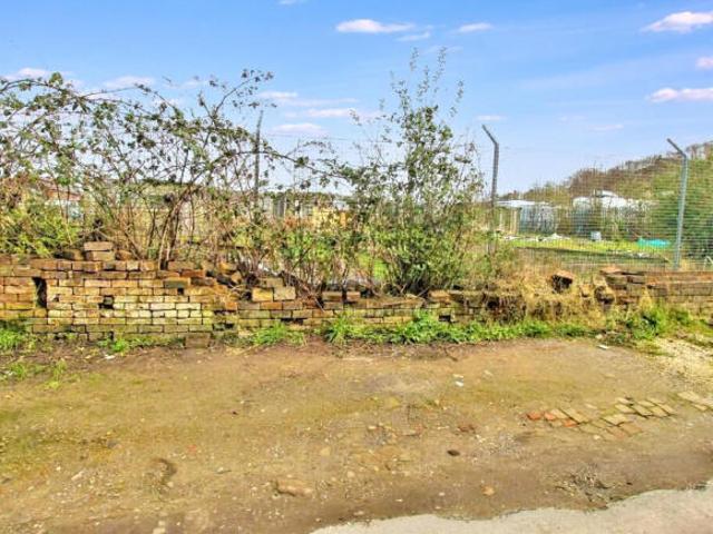 Cottage for sale in Huddersfield, West Yorkshire