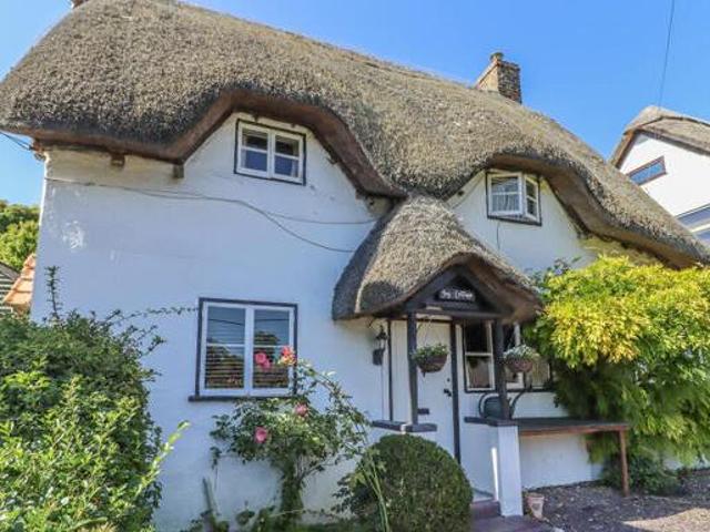 House for sale in Barton Stacey, Hampshire