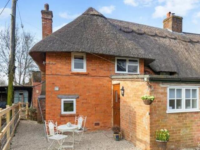 House for sale in Barton Stacey, Hampshire