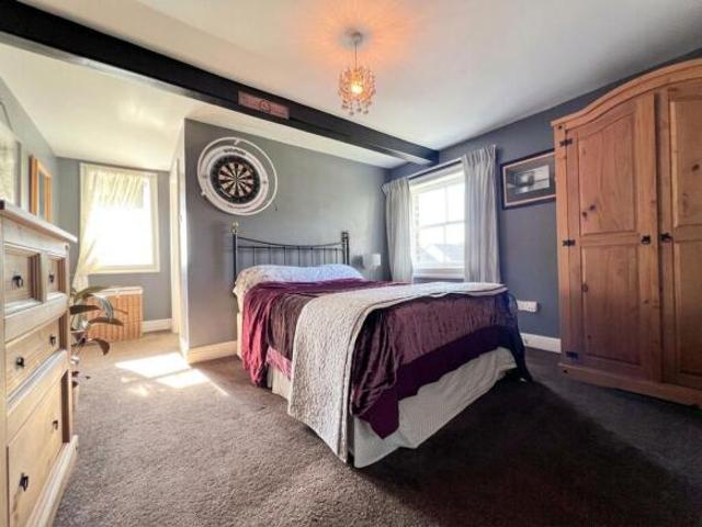 Cottage for sale in Huddersfield, West Yorkshire