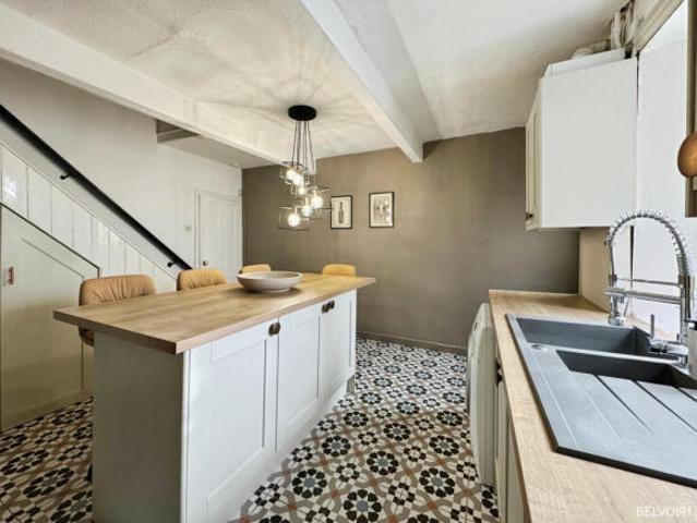 Cottage for sale in Dimple, Lee Bank