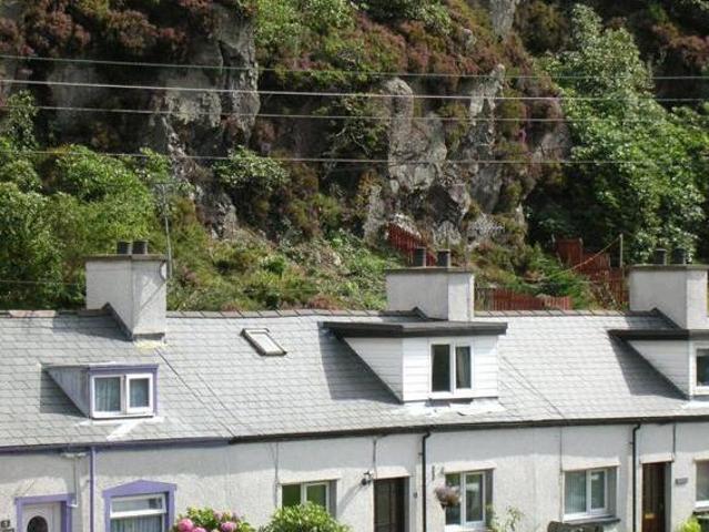 House for sale in Blaenau Ffestiniog, Wales