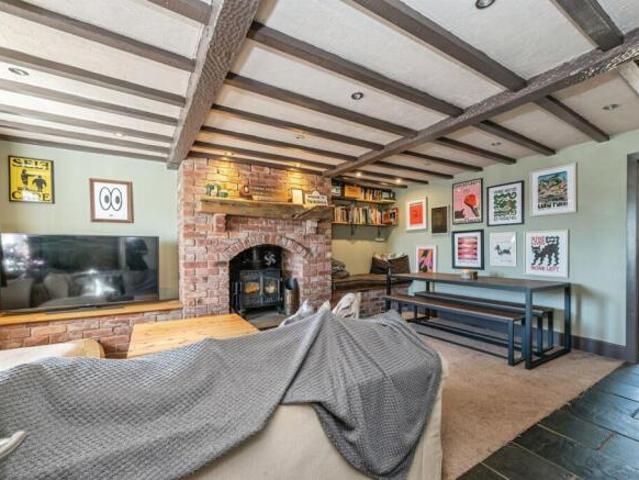 Cottage for sale in Kirkheaton, Kirkburton