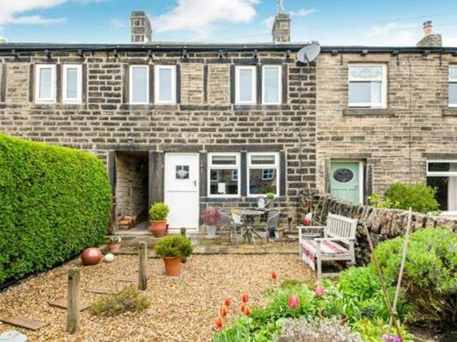 House for sale in Holmfirth, West Yorkshire
