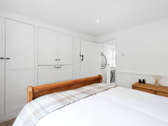 Cottage for sale in Ewens Farm, Golden Valley