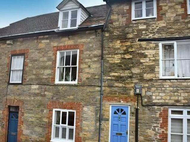House for rent in Lyons, Greater London