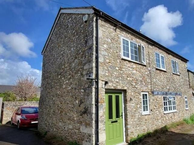 House for sale in Colcombe, Budlake