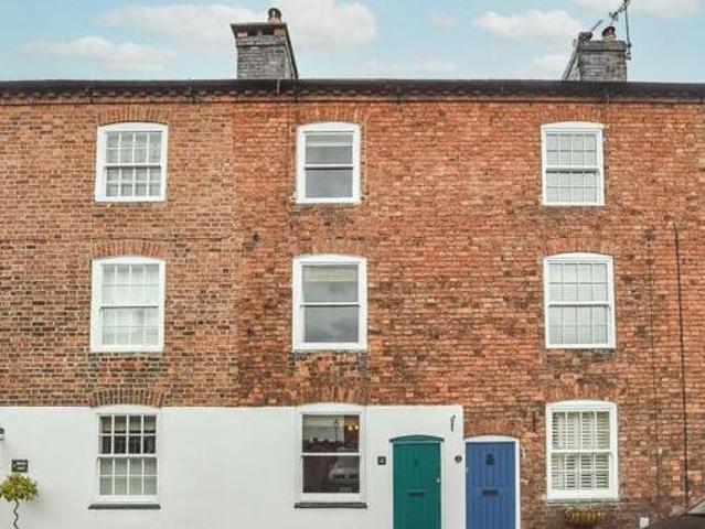 House for sale in East Midlands