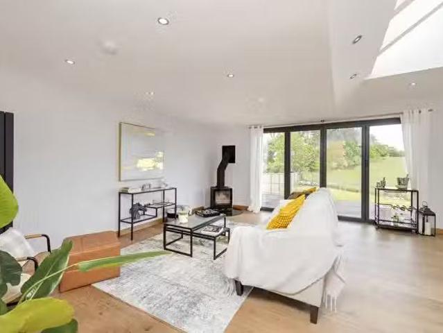 House for sale in Linlithgow Bridge