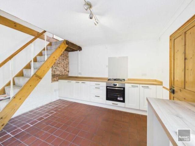 Cottage for sale in Flint, Wales
