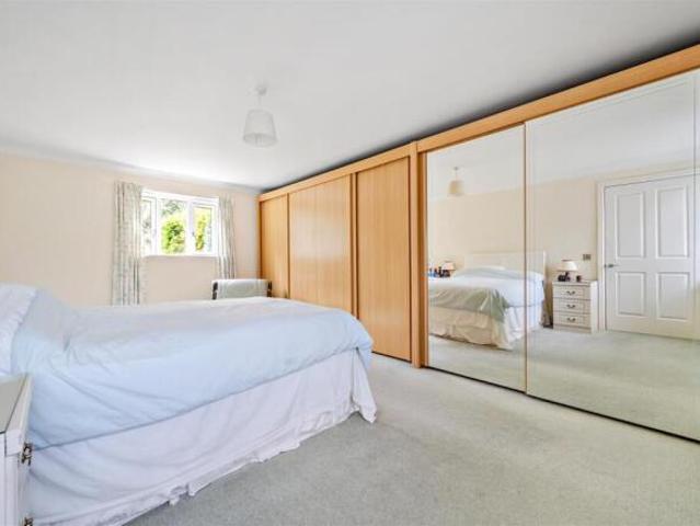 Cottage for sale in Midway, Kent