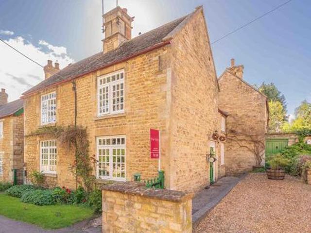 House for sale in Corby, North Northamptonshire