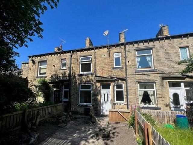 House for sale in Halifax, West Yorkshire
