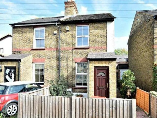 House for sale in London Borough of Hounslow, Cat Hill