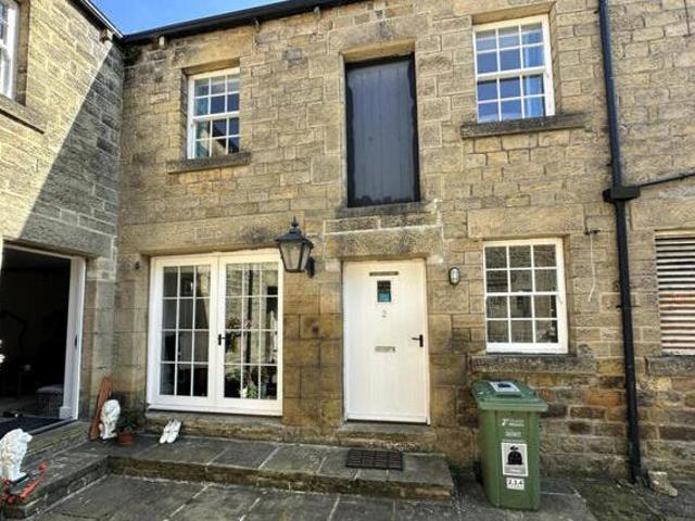 House for sale in Harrogate, North Yorkshire