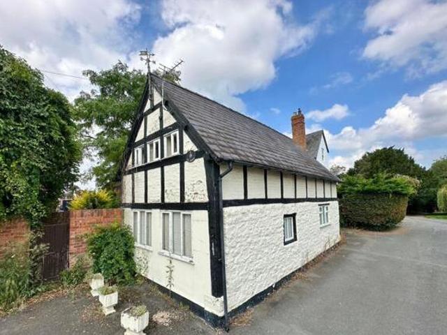 House for sale in Portfields, Lower Bullingham