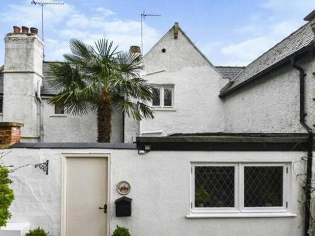 House for sale in Lyons, Greater London