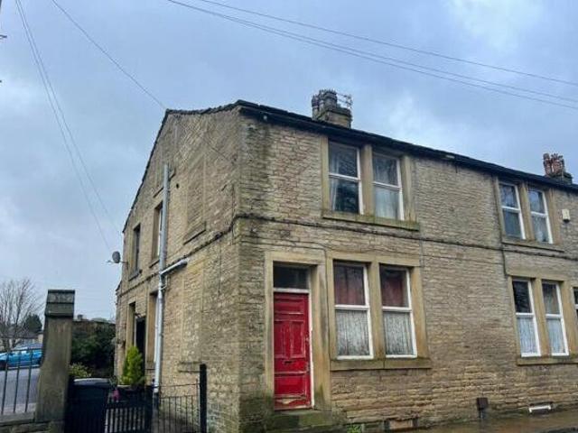 House for sale in Sowerby Bridge