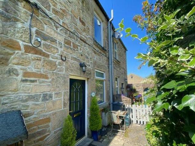 House for sale in Froggatt, East Midlands