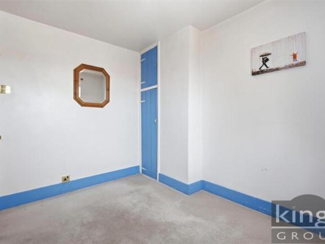 Cottage for sale in Enfield, Greater London