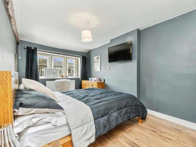 Cottage for sale in Huddersfield, Kirklees