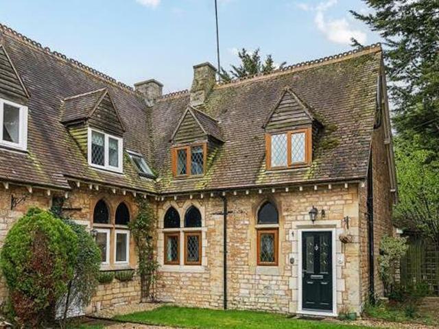 House for sale in Alderminster, Warwickshire