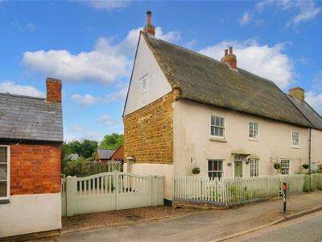 Cottage for sale in Cold Ashby