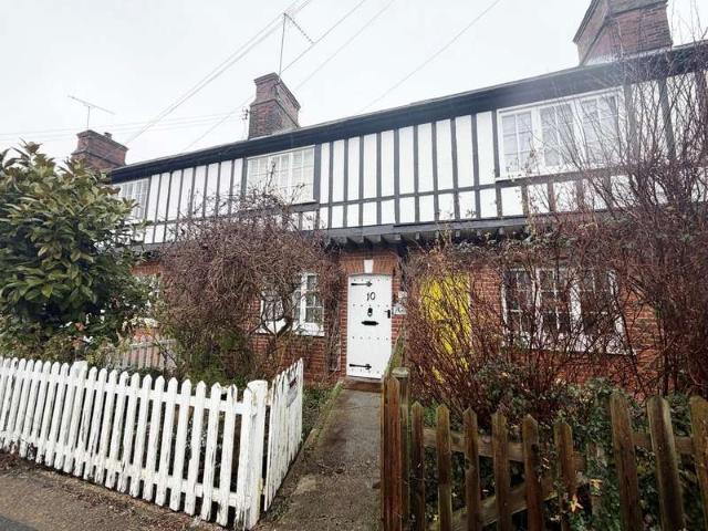 Cottage for sale in Chipping Hill, Essex