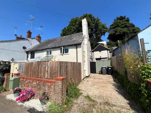 Cottage for sale in Ridgmont, Bedfordshire