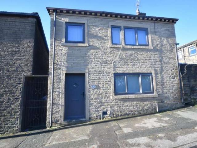 Cottage for rent in Catherine Slack, Queensbury