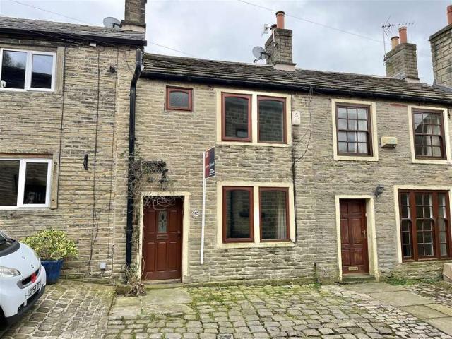 Cottage for sale in Charlesworth, East Midlands