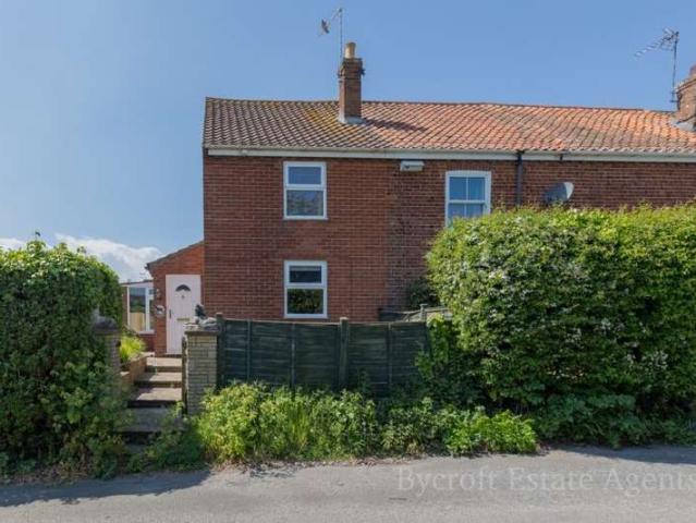 Cottage for sale in Stokesby, Norfolk