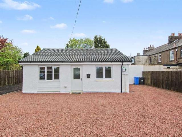 Cottage for sale in Forth, Scotland