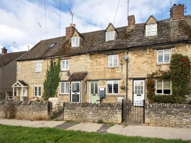 Cottage for sale in Madley Park, Black Bourton
