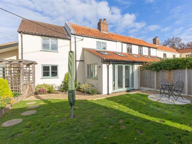 Cottage for sale in Newton St Faith, Crostwick