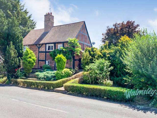 Cottage for sale in Green Close, Warwickshire