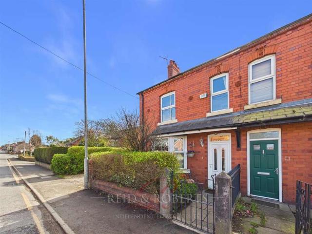 Cottage for sale in Bryn Mawr, Wales