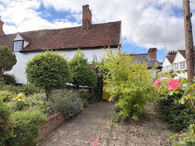 Cottage for sale in Chipping Hill, Essex