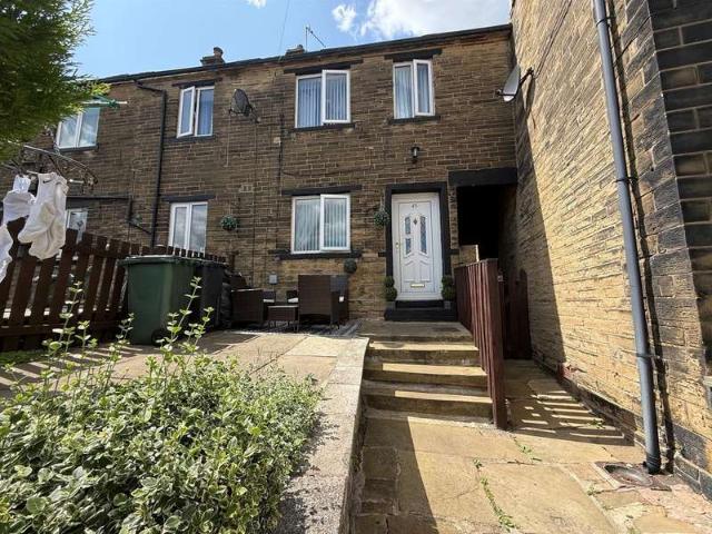 Cottage for sale in Baildon, West Yorkshire
