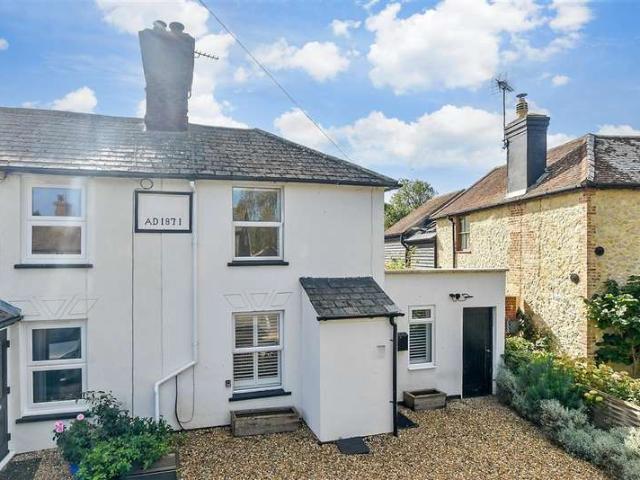 Cottage for sale in Little Houses, Ashford