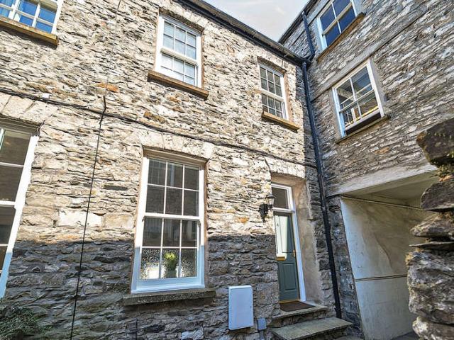Cottage for rent in Flookburgh