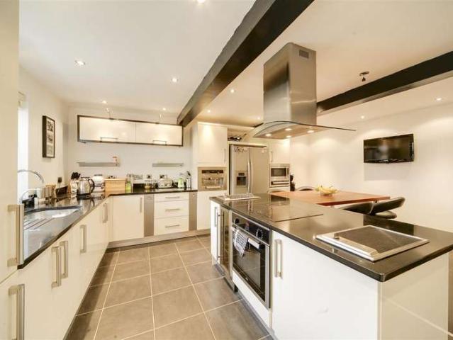 Cottage for sale in Irwell Vale, Lancashire