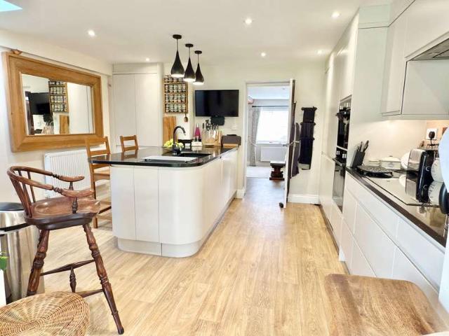 Cottage for sale in Priors Park, Tewkesbury