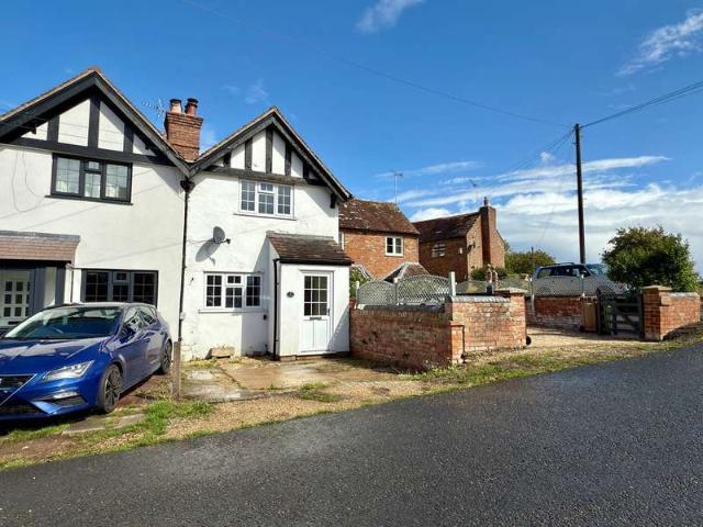 Cottage for sale in Crookhill, Worcestershire