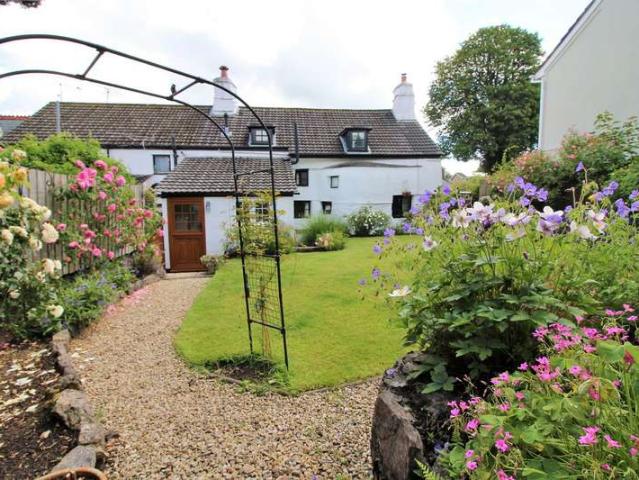 Cottage for sale in Strode, Devon