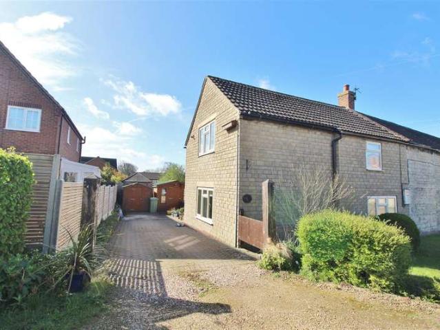 Cottage for sale in Barholm, Lincolnshire