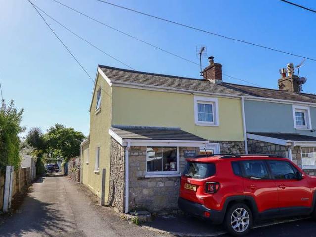 Cottage for sale in West Camp, Boverton