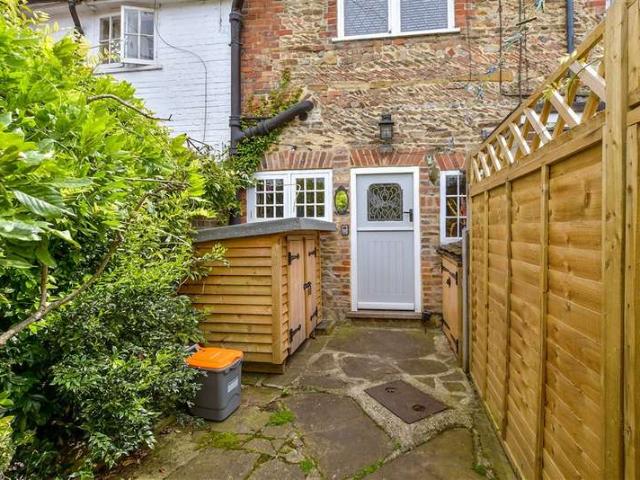 Cottage for sale in Horsham, West Sussex