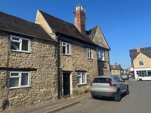 Cottage for sale in Black Bourton, Oxfordshire